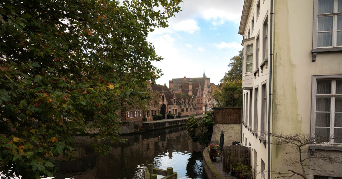 Bruges Old Town Walking Tour