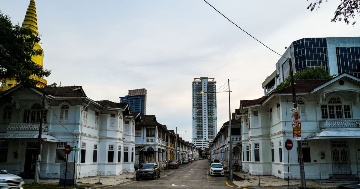 George Town Colonial Audio Walking Tour (Self-Guided)
