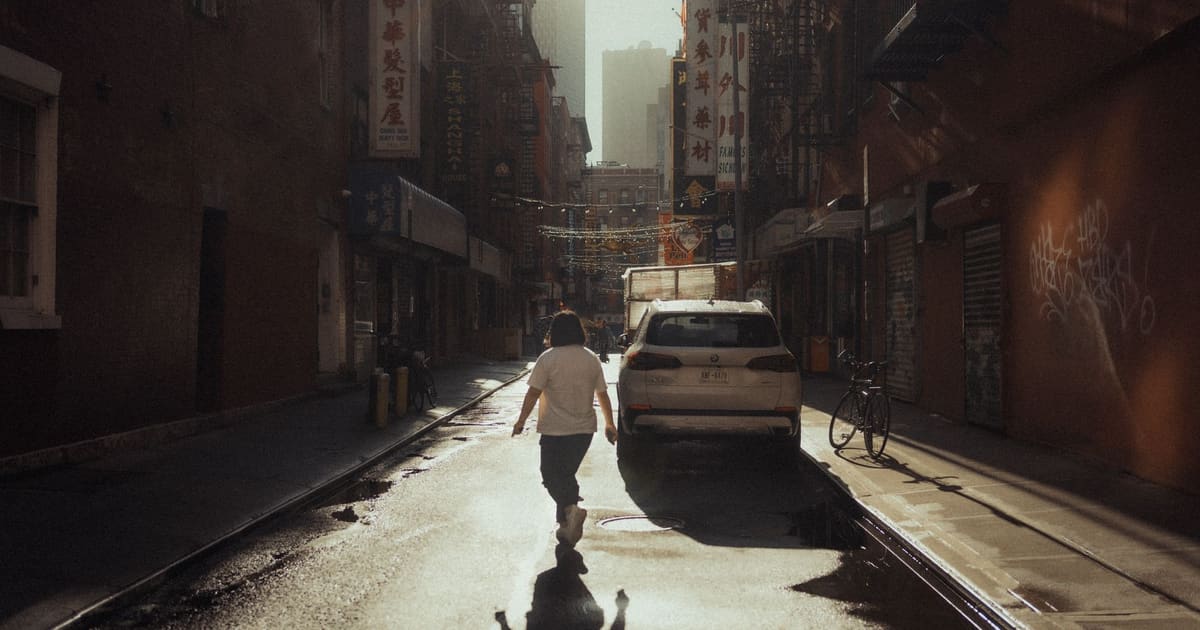How to Build a Walking Habit That Sticks (Step by Step)