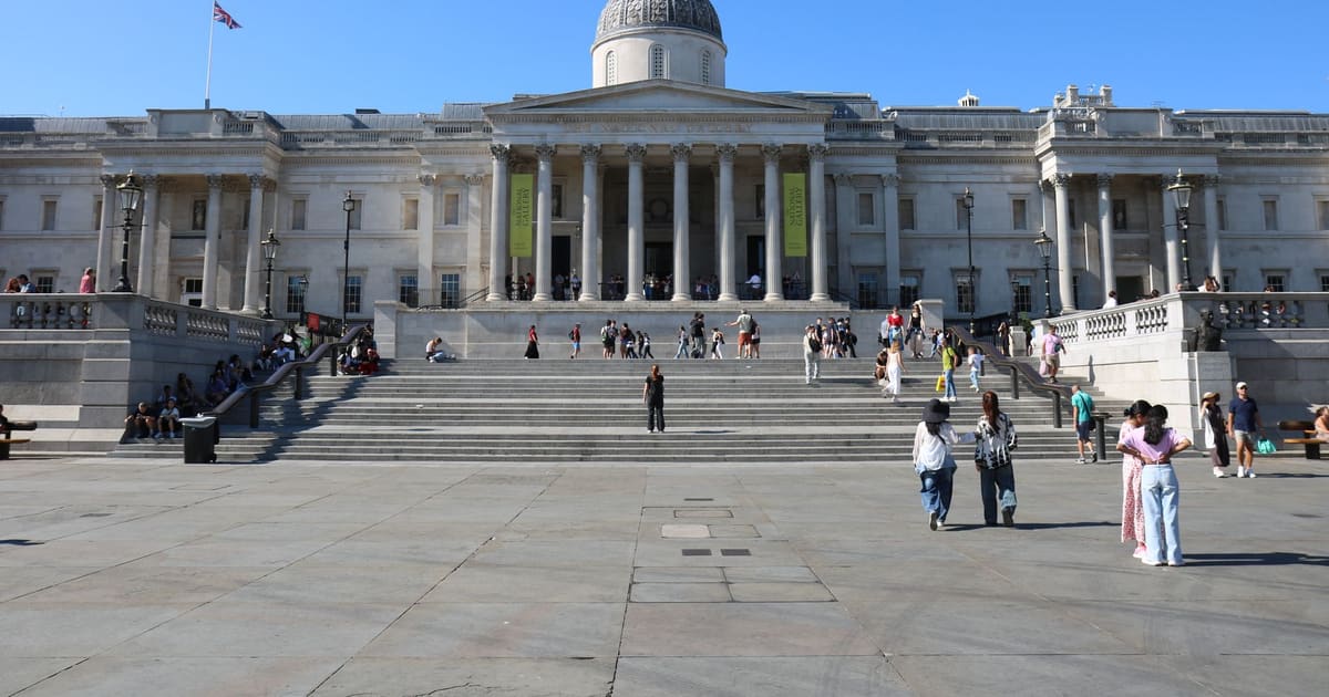 London James Bond Audio Walking Tour (Self-Guided)
