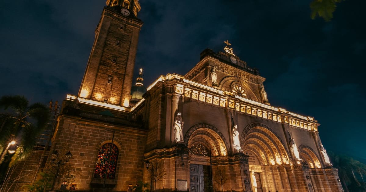 Manila e Intramuros: tour a pie con audioguía (autoguiado)