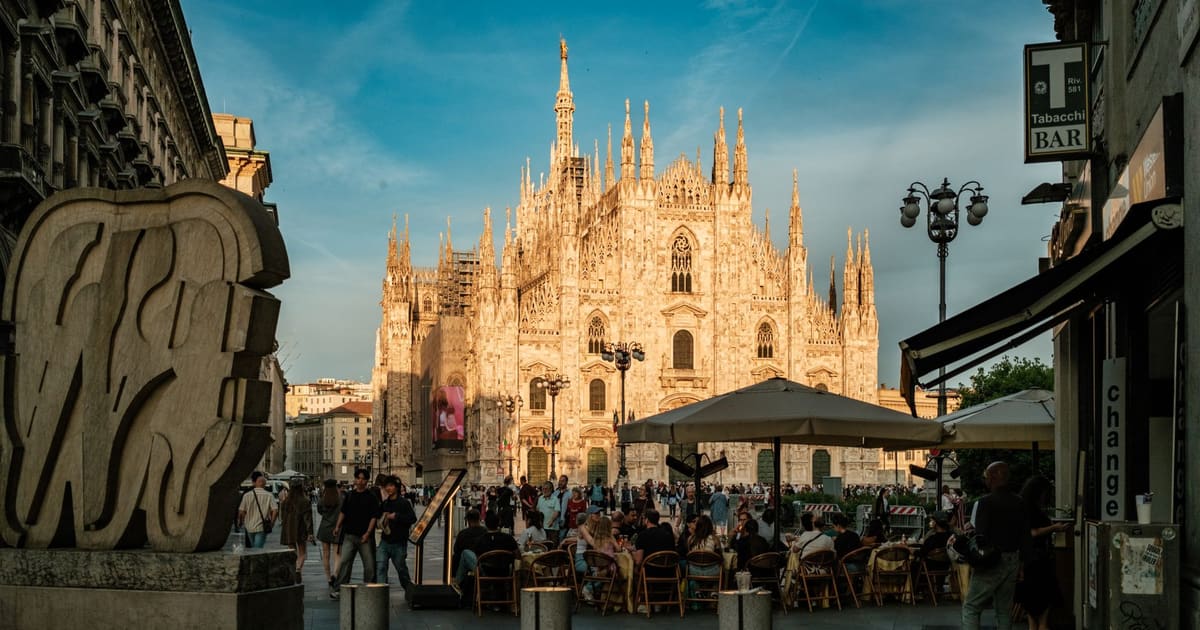 Milan Duomo & Castle Walk