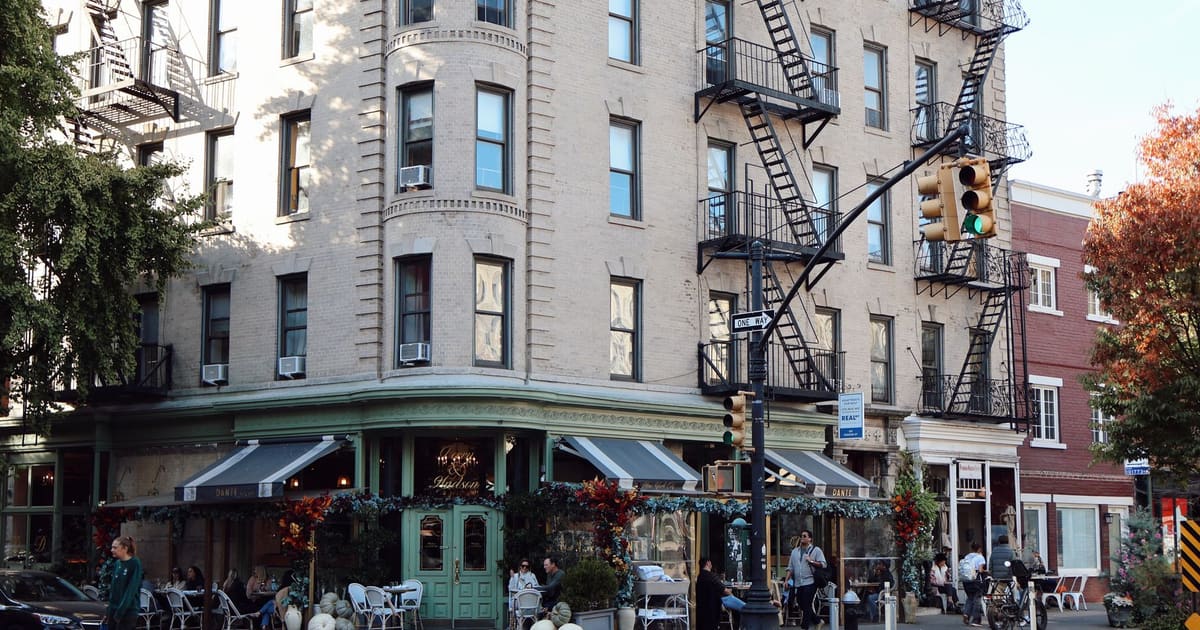 New York Village Sitcoms Audio Walking Tour (Self-Guided)
