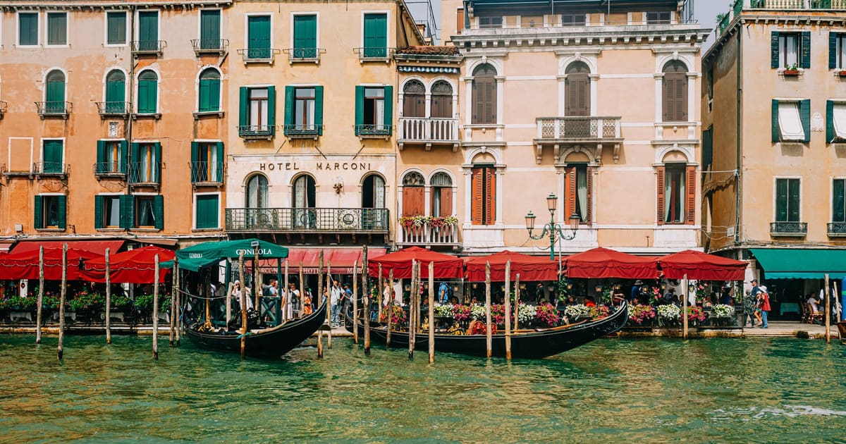 Venice Casino Royale & The Tourist Audio Walking Tour