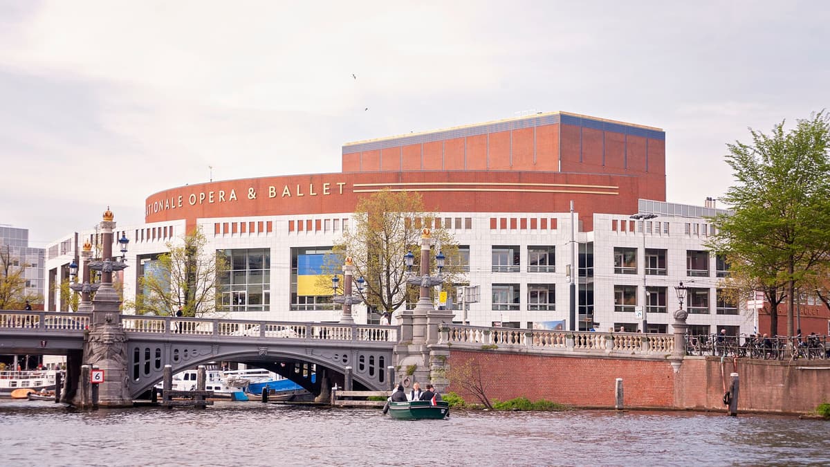 The Nationale Opera & Ballet on the Amstel, Amsterdam, beside the Jewish Resistance Monument