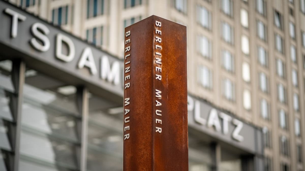 Berlin Wall marker at Potsdamer Platz