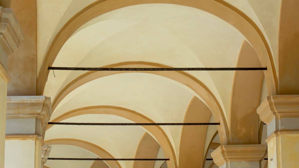 Bologna's porticoes