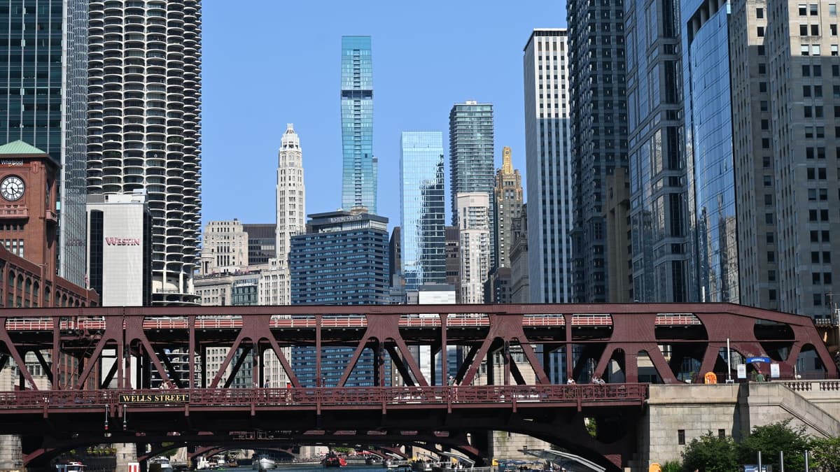 Oak Street Beach Chicago skyline