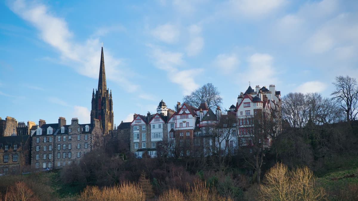 Edinburgh's Old Town skyline