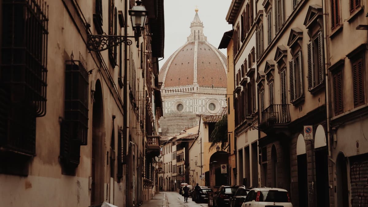 Florence Oltrarno street