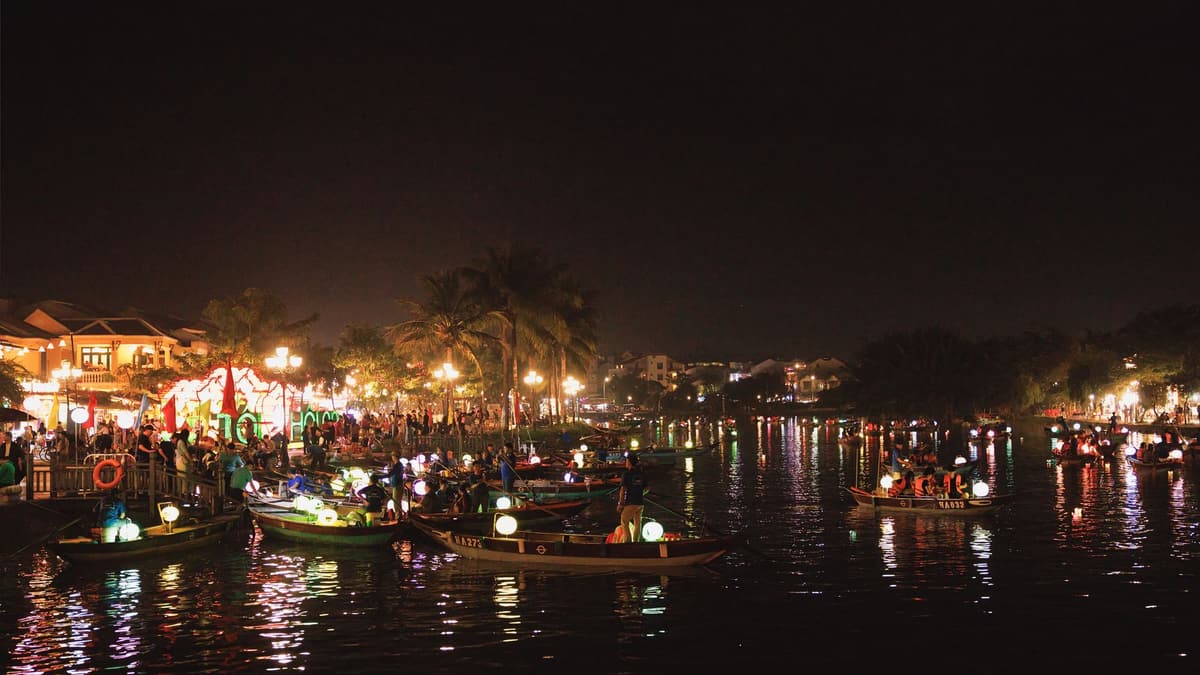 Hội An at night