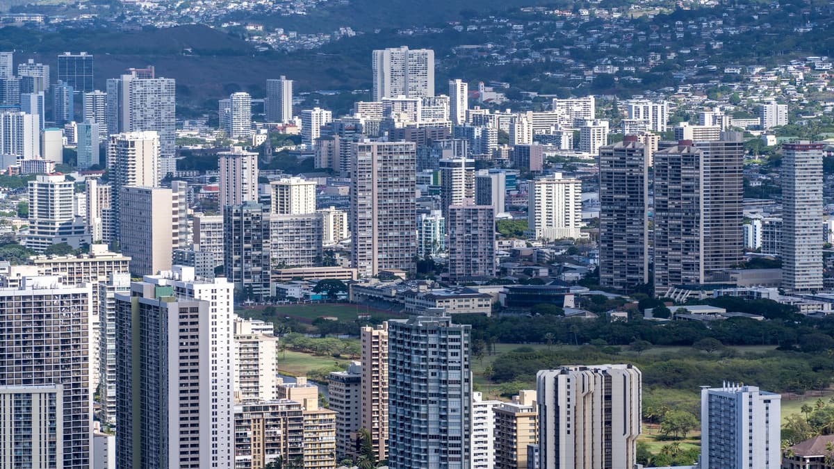 Downtown Honolulu below the mountains