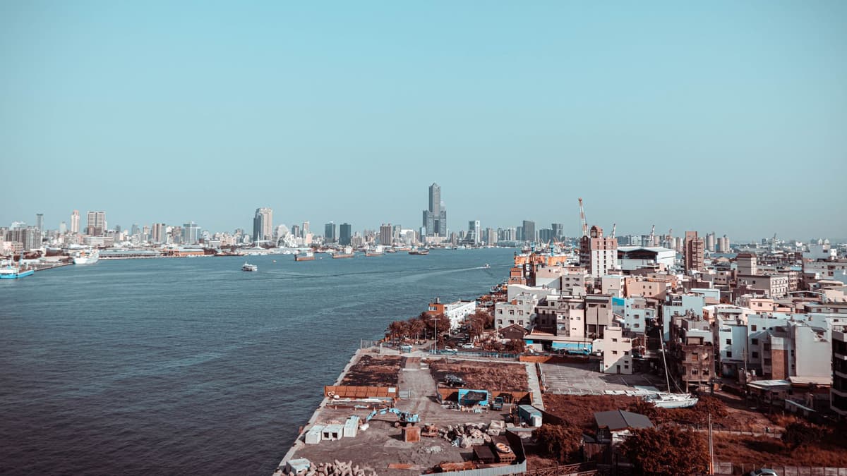Kaohsiung by the sea