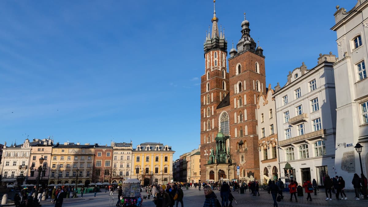 Krakow St Mary's Basilica square