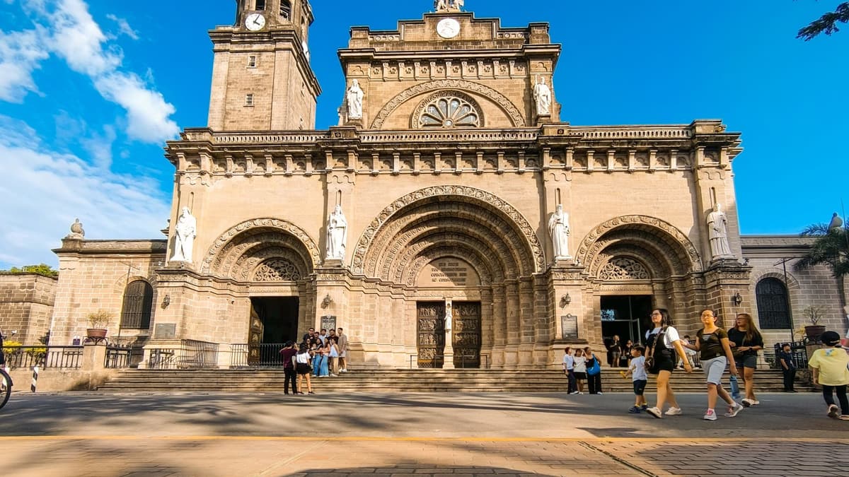 la Catedral de Manila