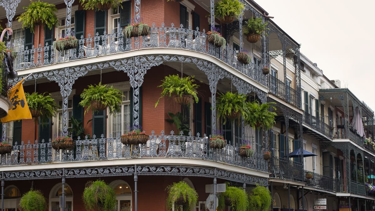 French Quarter street New Orleans