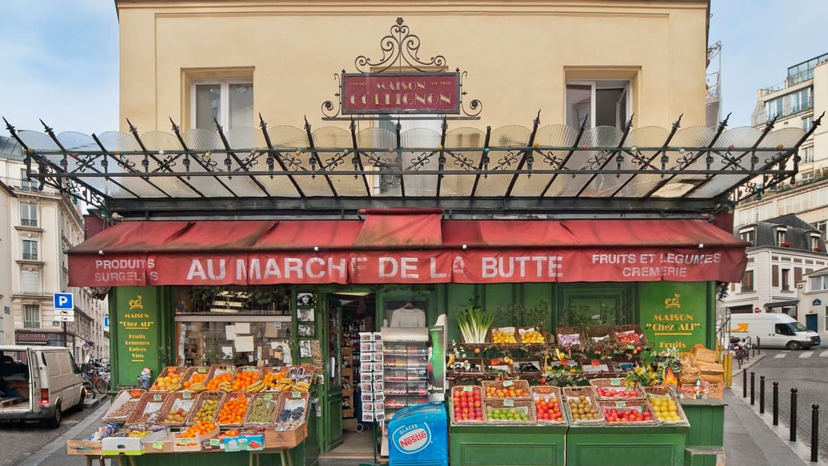 Au Marché de la Butte grocery on rue des Trois-Frères, Paris