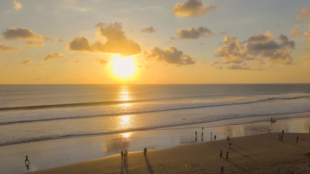 Der Strand von Seminyak, Bali