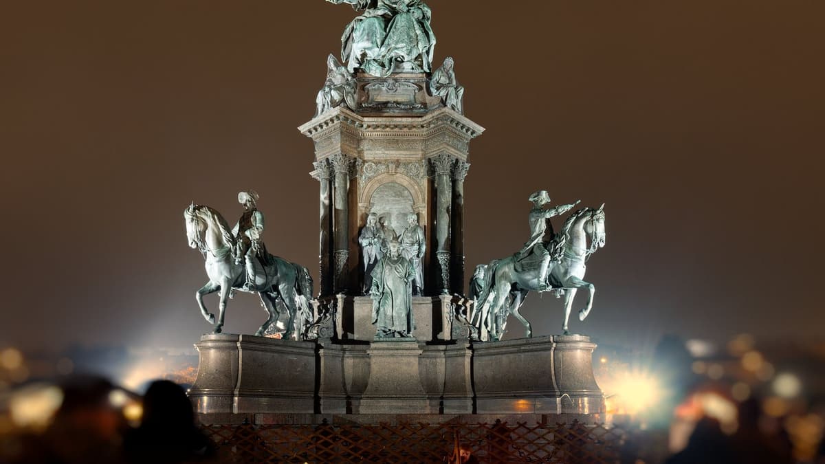 The Maria Theresa Monument on Maria-Theresien-Platz at night, Vienna