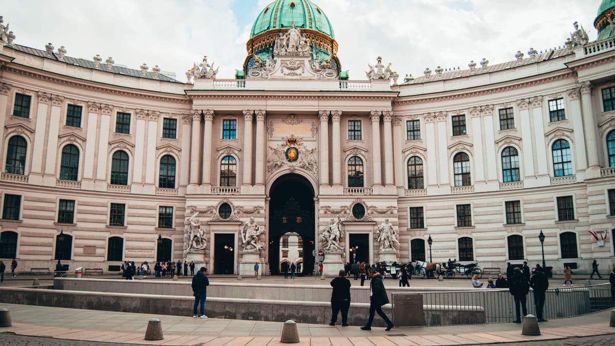 Vienna Hofburg palace courtyard