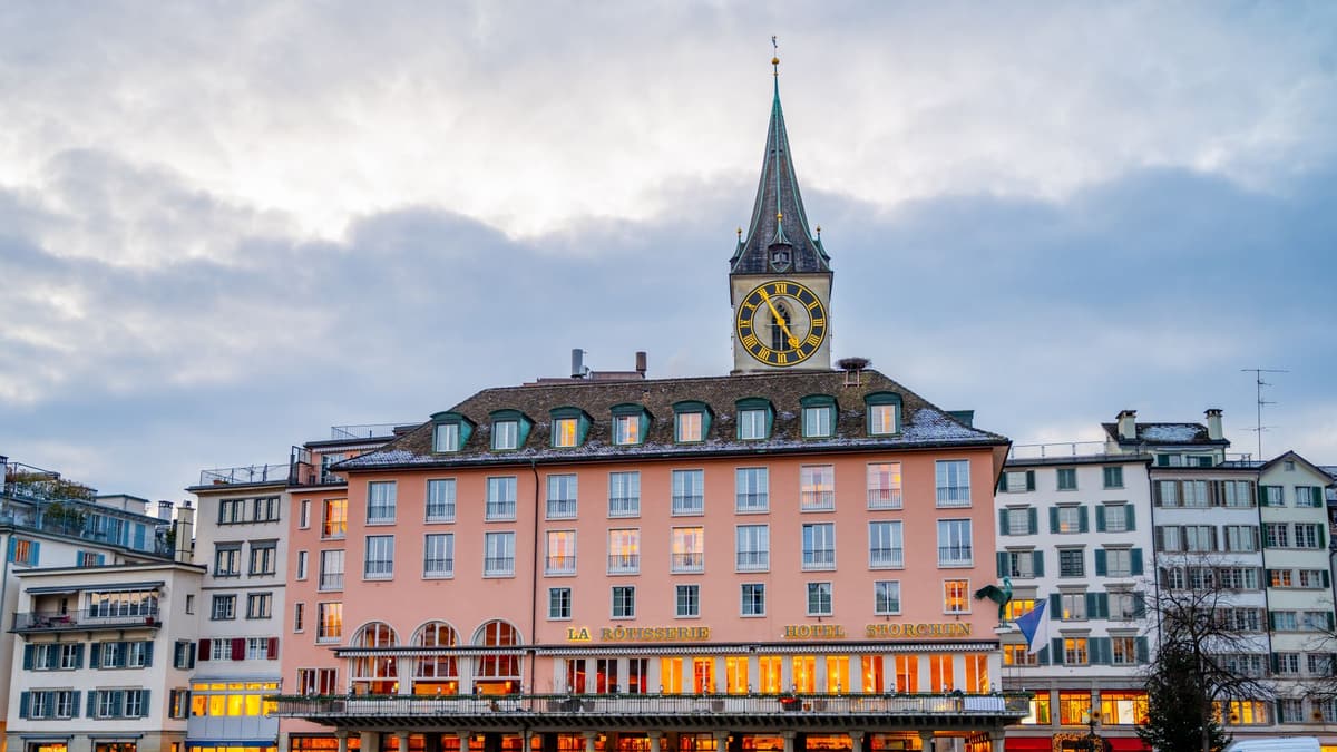 grossmunster towers zurich