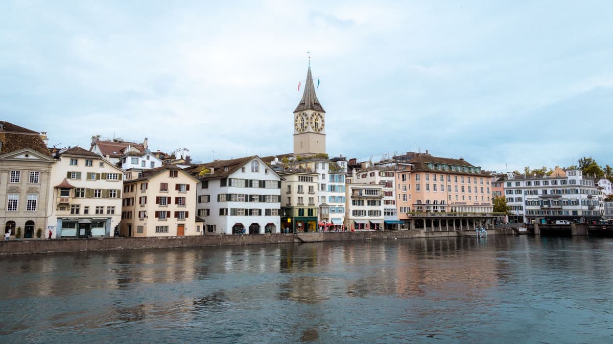 Bürkliplatz y el lago de Zúrich