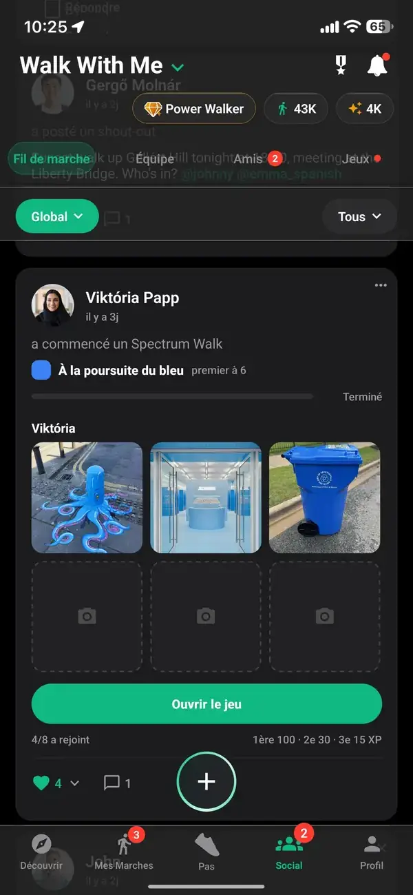 Un Spectrum Walk poursuivant le bleu dans le fil de marche