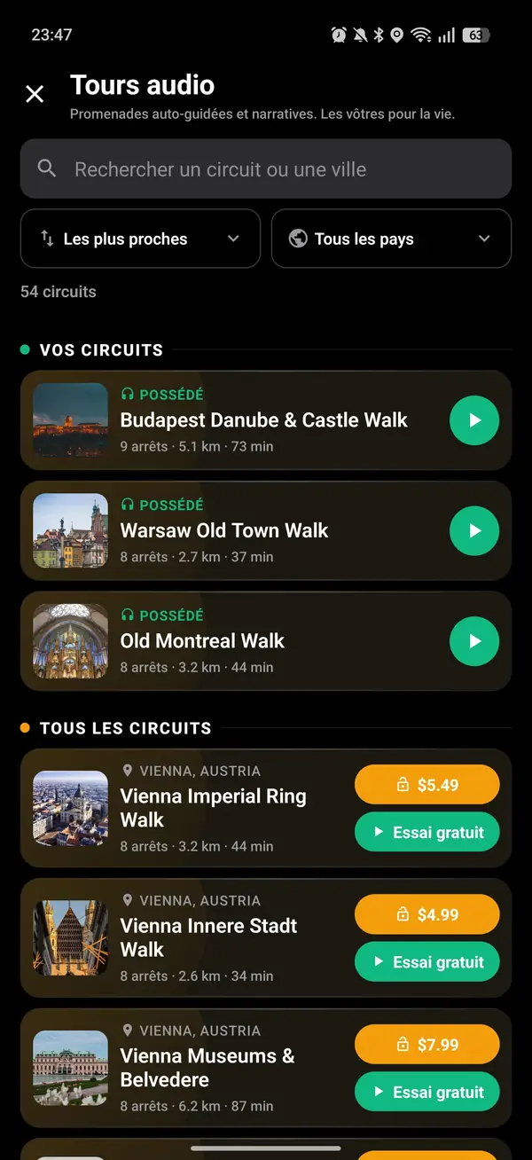 Touchez le casque doré et choisissez une visite